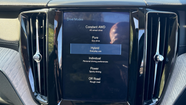 Volvo Xc60 2.0 T8 390 Hybrid Inscription Pro 5dr AWD G tronic Estate